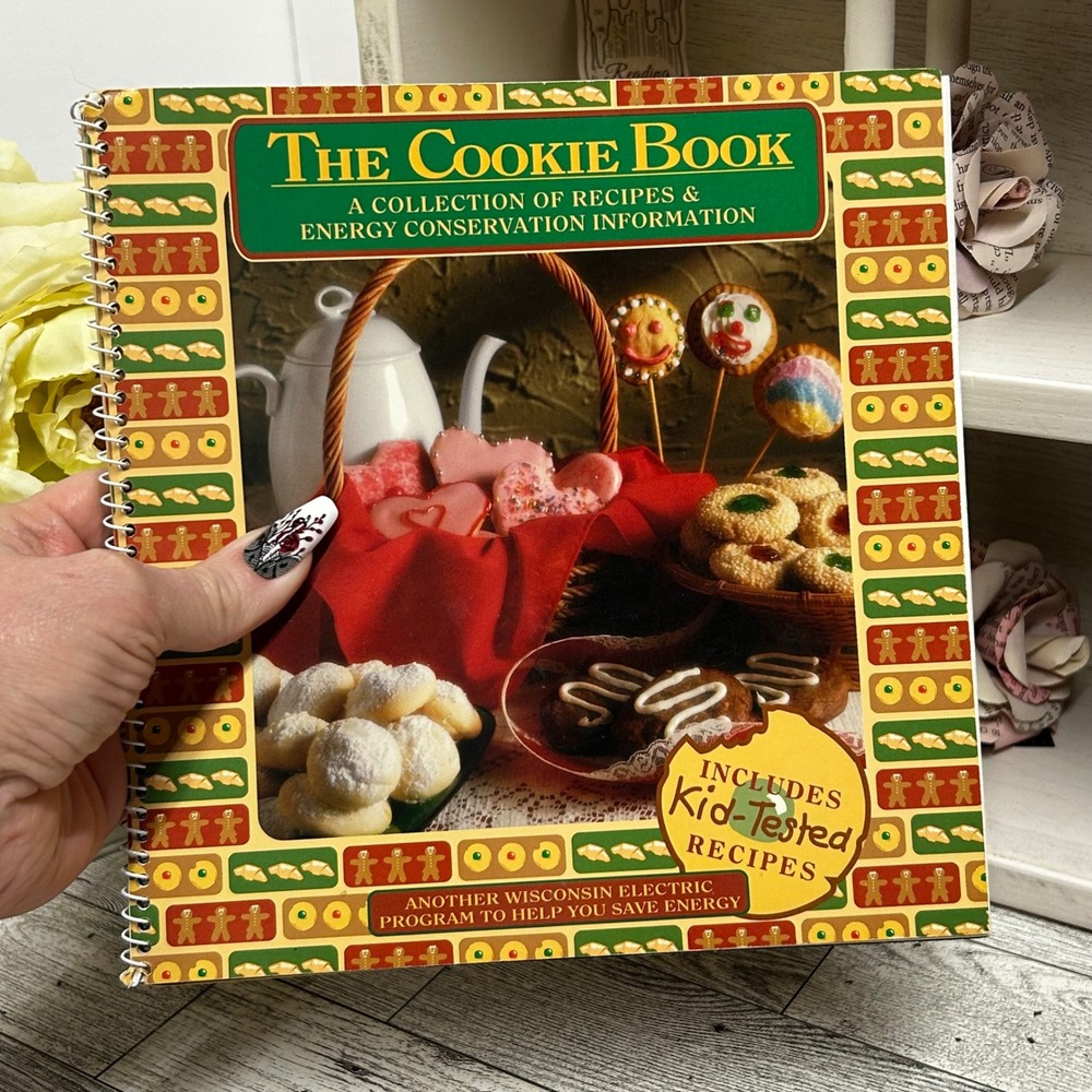 Cookie Book Wisconsin Electric Co 1991 Spiral Bound Vintage Recipes Cookbook